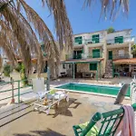 Laguna Apartamento *